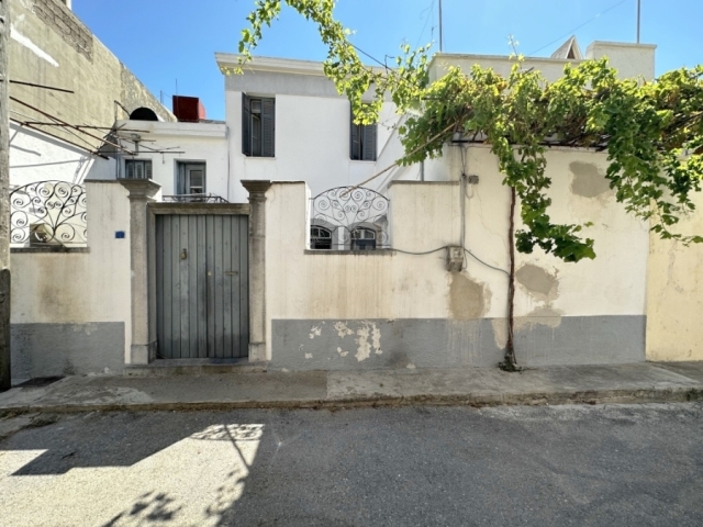 Old two-story detached house for sale in Neapoli 