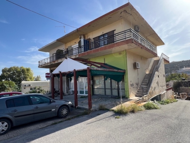 Commercial property of 450m2 for sale close to Aghios Nikolaos 