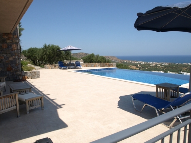 Villa for sale in Milatos with sea and countryside views 