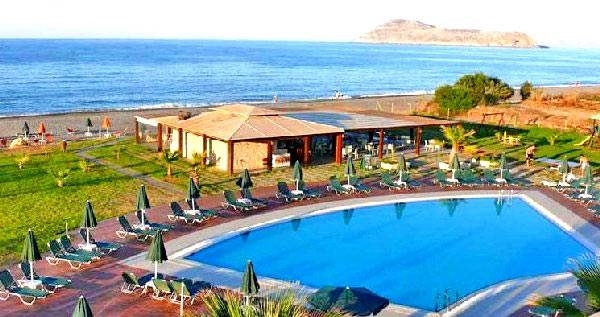 Seafront  hotel ia available for sale in Chania 