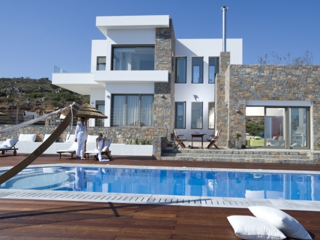 Luxury 4 bed Crete villa with  pool and amazing view for rent 