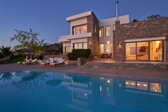 Luxury 4  bed Crete  villa with  pool and  amazing view for sale 