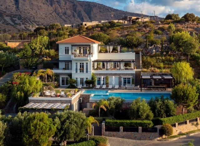 Myrto, a villa for sale near to Elounda, East Crete 