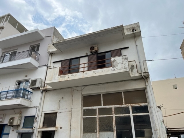 Α 82 m2  apartment  for sale within the town of Agios Nikolaos 