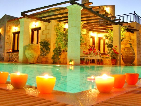 Luxury Pool Villa in Crete for sale 