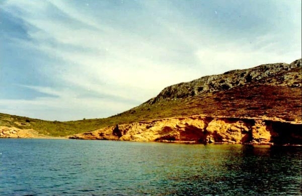 Island for sale off the Peloponnesian Coast 