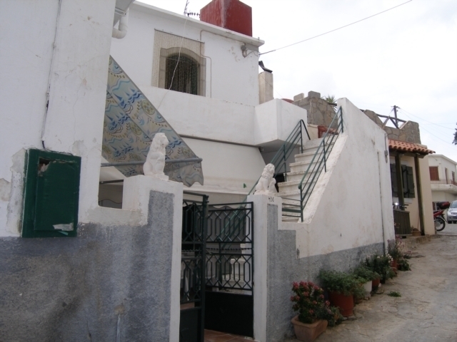 Cretan 3 bed village house for sale near the beach 