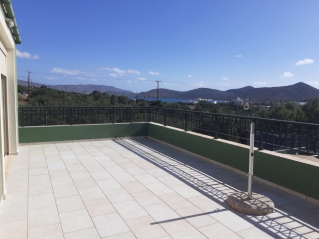 Crete Villa plus guest house for sale in cosmopolitan Elounda 