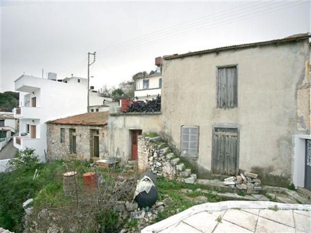 Large Cretan garden house for sale 