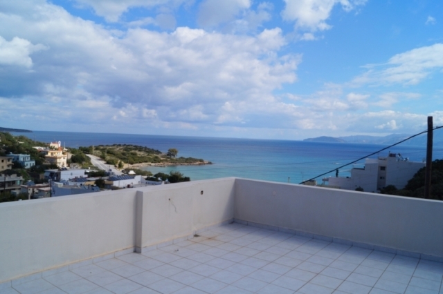 A semi-finished house of 250m2 is for sale close to Aghios Nikolaos 