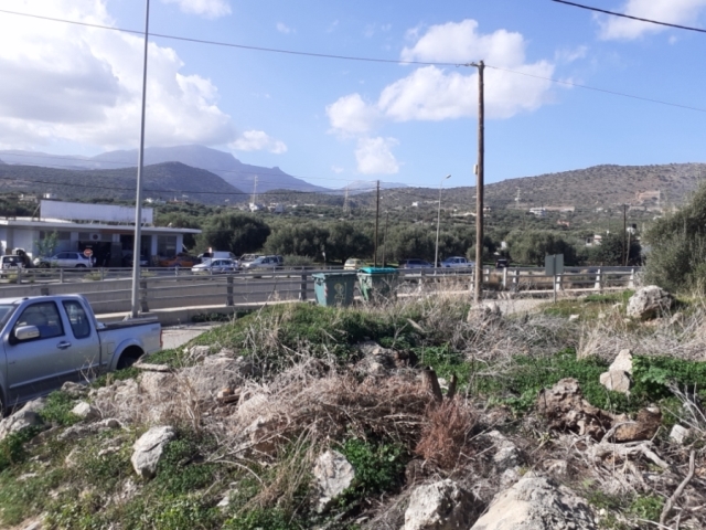 Plot of 876m2 within the city plan of Aghios Nikolaos for sale 