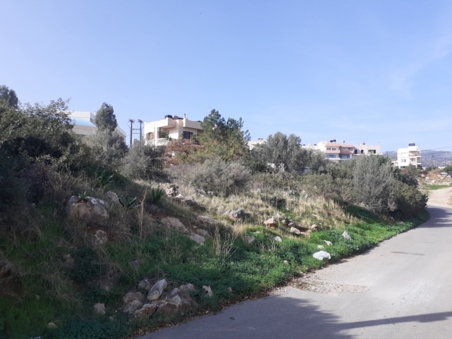 Plot of 414m2 for sale in the town of  Aghios Nikolaos 