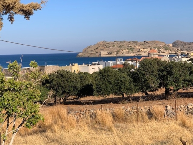 Building plot of 780m2 for sale in Plaka 