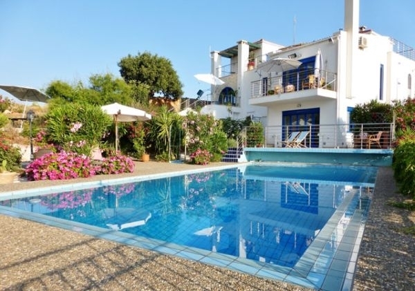 Villa of 380m2 for sale in Apokoronas, Chania 