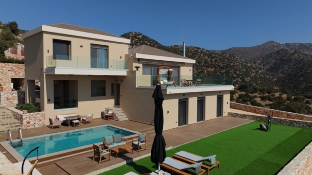 Luxury villa  for sale with  panoramic sea and town view 