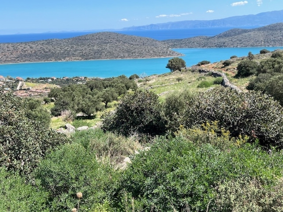 Land plot of 4.803m2 for sale in Elounda 