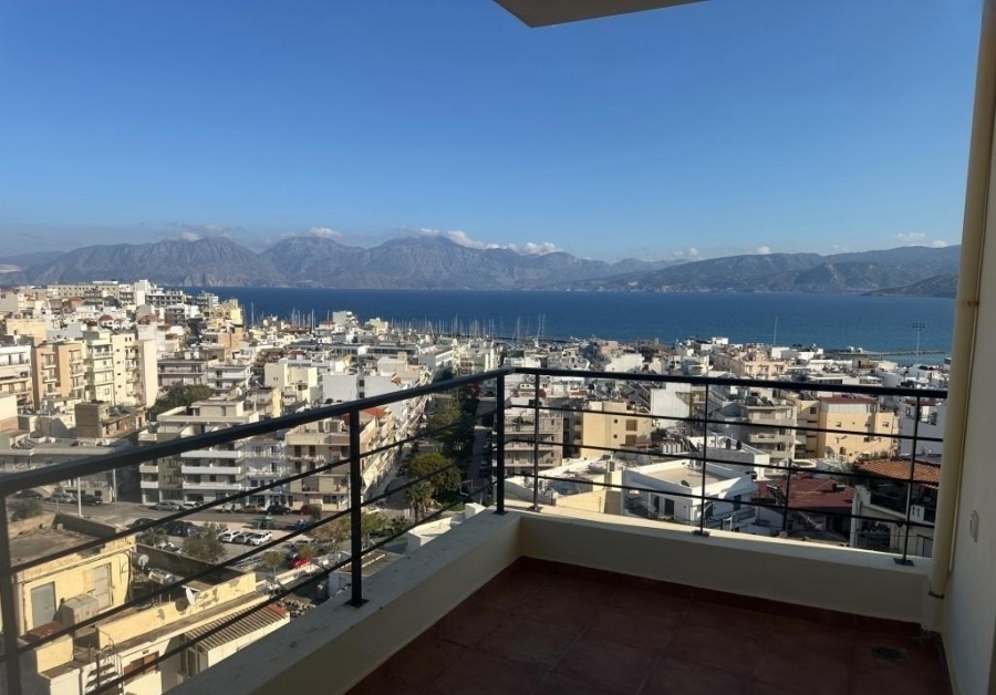 Apartment for sale with panoramic view in Aghios Nikolaos 