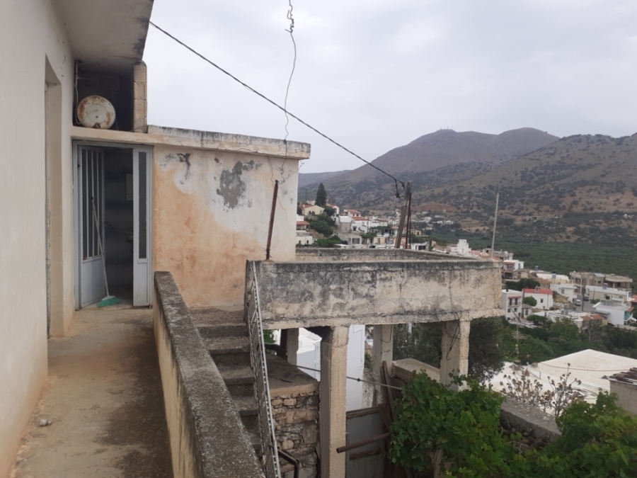 Old stone house for sale in the area Houmeriako - Lassithiou 