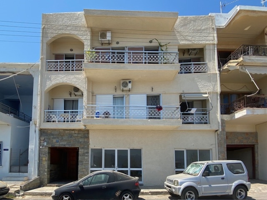Seaside apartment building for sale in Sitia 