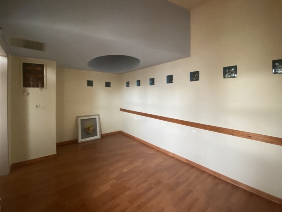 Ground floor commercial property  for rent in the city of Agios Nikolaos  