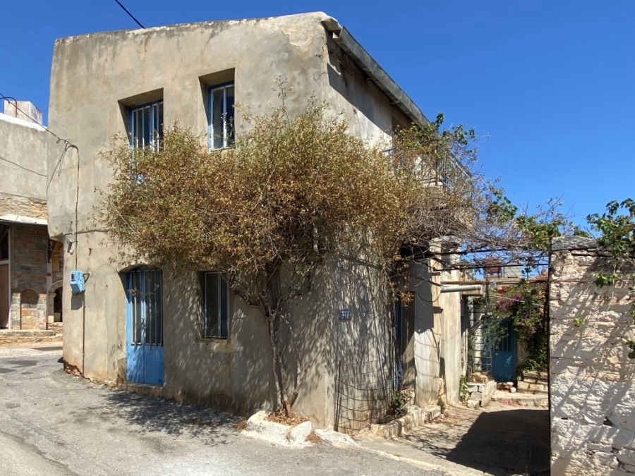 Two storey residence available for sale in Vrouhas near Agios Nikolaos 