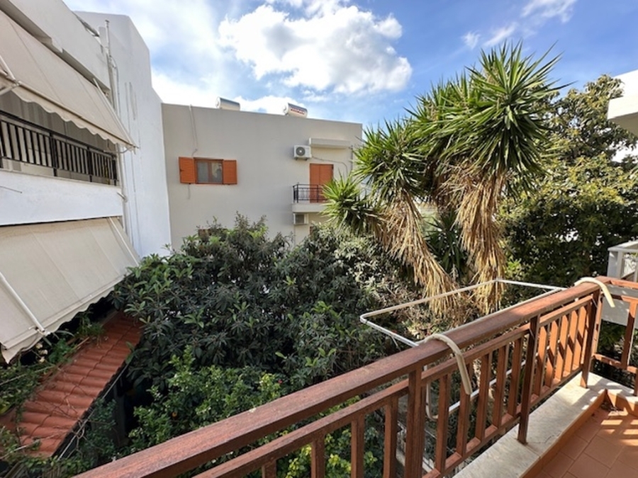 1st floor apartment with 2 bedrooms for sale in Aghios Nikolaos 