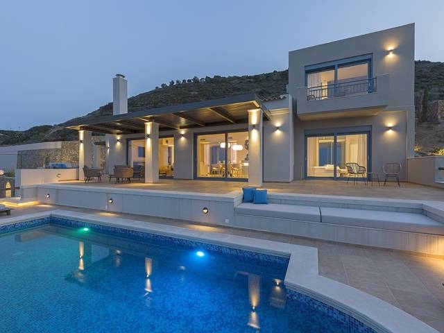 Unique luxury villa on the sea front for sale 