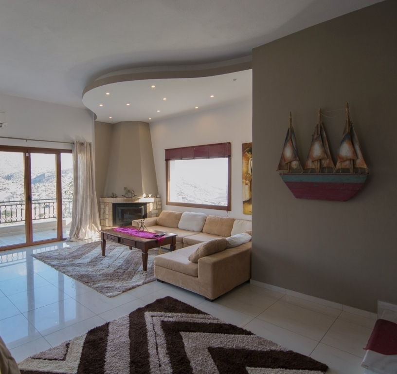 Maisonette is available for rent near Agios Nikolaos 