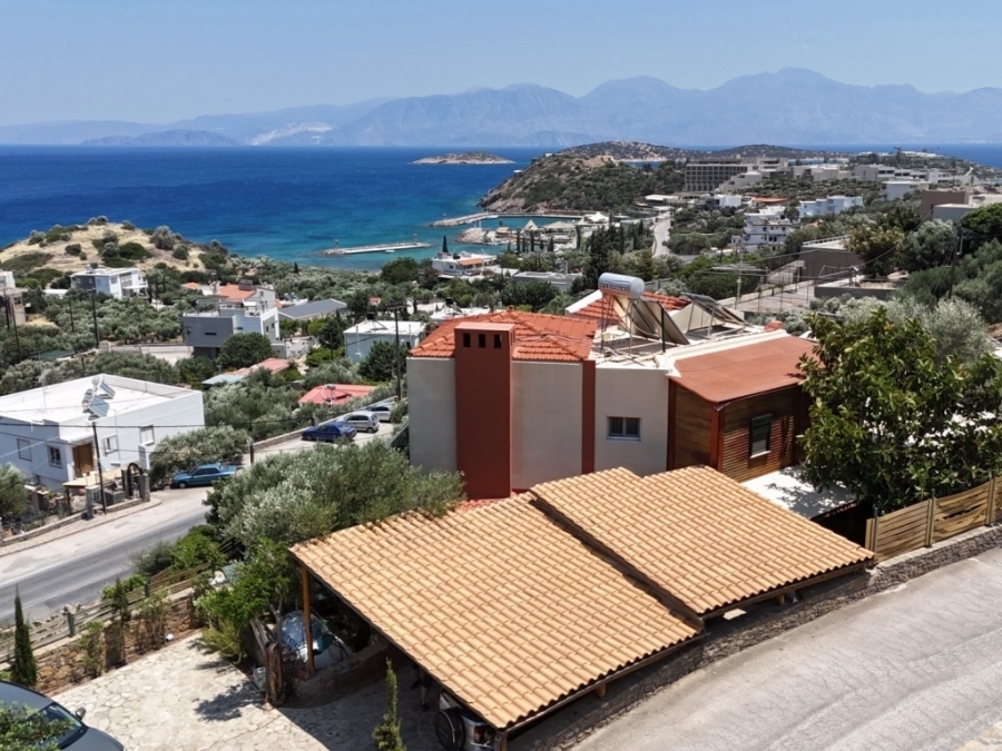 Detached house with panoramic sea view for sale in Aghios Nikoalos 