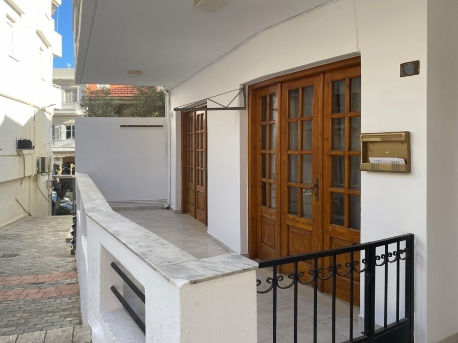 Ισόγειο διαμέρισμα προς ενοικίαση στην πόλη του Αγίου Νικολάου 