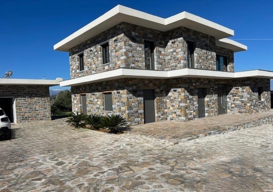 New build complex of 3 apartments for sale  with sea view in Pachia Ammos, Ierapetra 