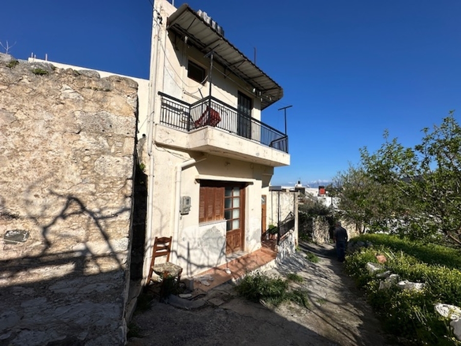 Detached house for renovation with views in Kritsa, Lasithi 