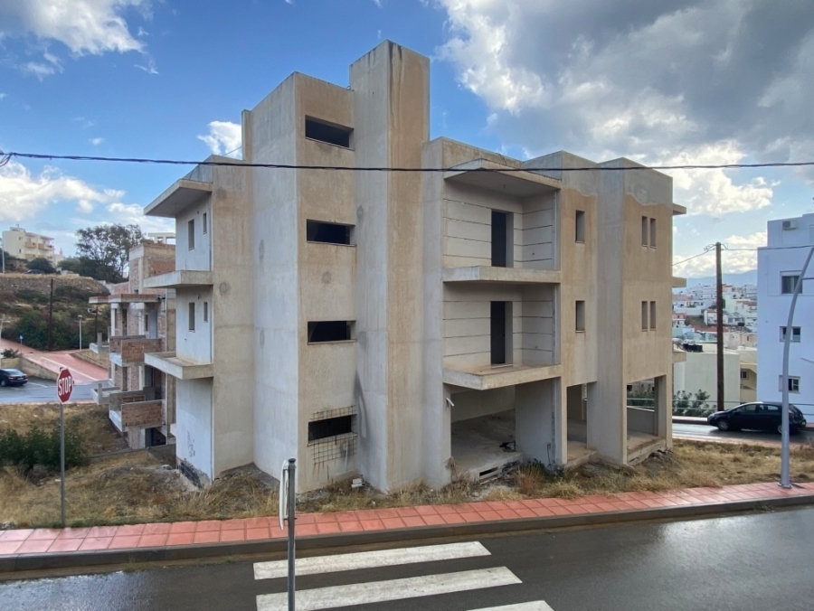 An unfinished building of 4 apartments for sale in Aghios Nikolaos 