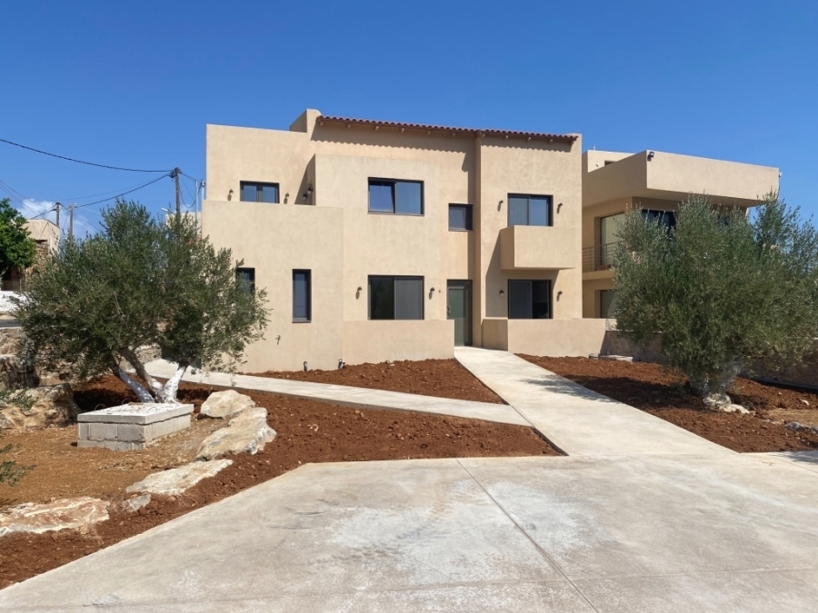 Modern 2 bedroom apartment for sale in Sisi 