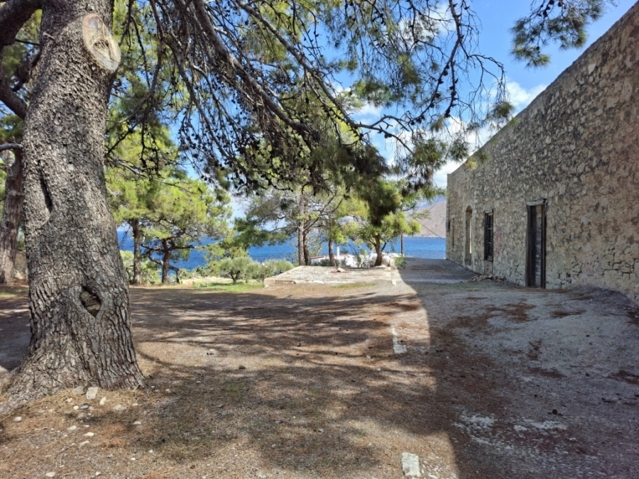 Historic residence for sale in Pachia Ammos with distinctive architecture 