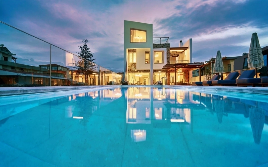 Luxury beach front villa for sale close to Heraklion 