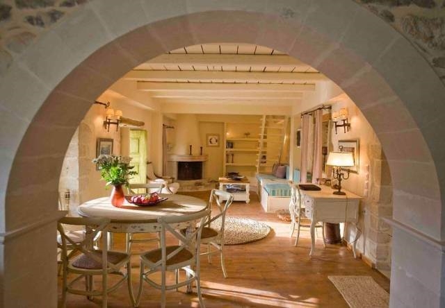 Traditional maisonette for sale in Siteia 