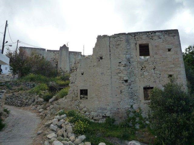 Land with old stone house  are for sale close to Sitia 