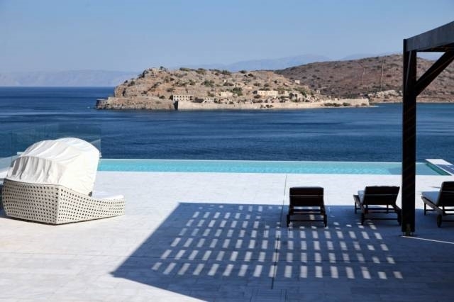 Luxury seaside villa is for sale in Elounda 