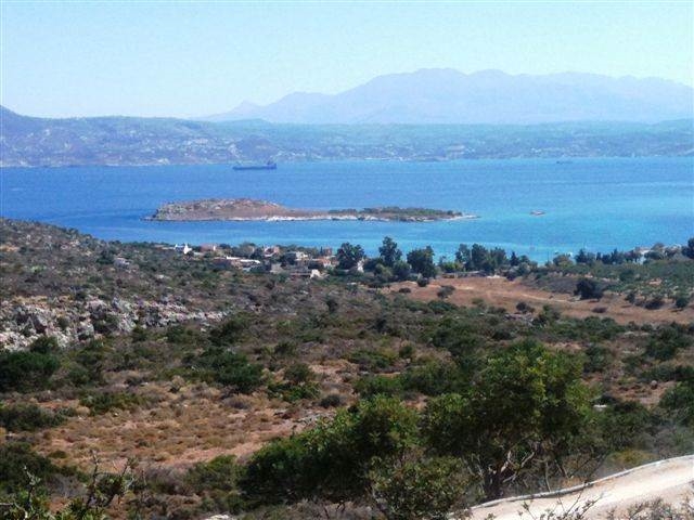 Land plot 6930m2 for sale close to the town of Chania 