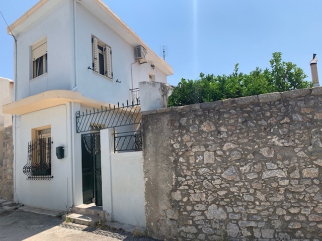 Renοvated house of 2 bedrooms for sale in Fourni 