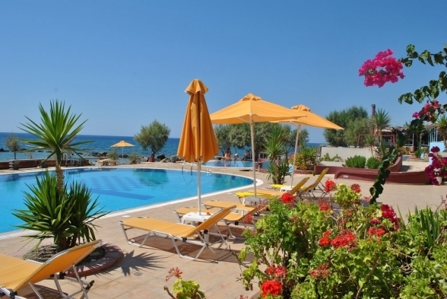 Seafront hotel for sale in Ierapetra 
