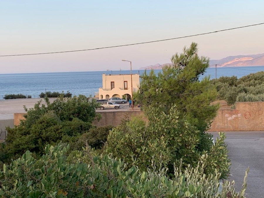 Οικοδομήσιμη έκταση 860τ.μ. στον Αλμυρό  Αγίου Νικολάου 