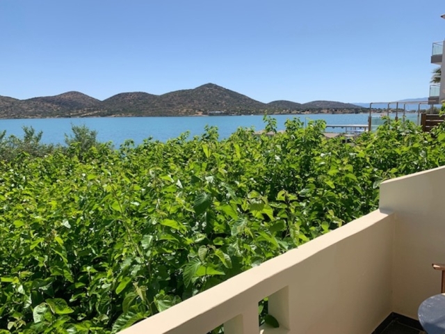 Seaside apartments for sale in the heart of Elounda 