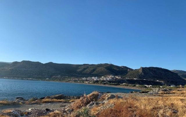 Seaside buildable land for sale in Paleochora of Chania 