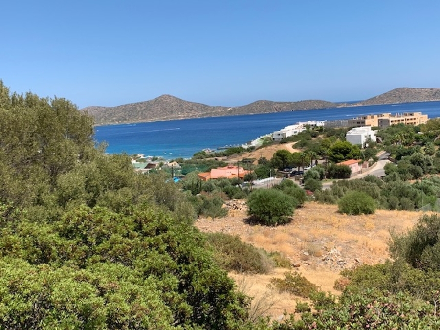 Plot with building permission  and sea views in Elounda 