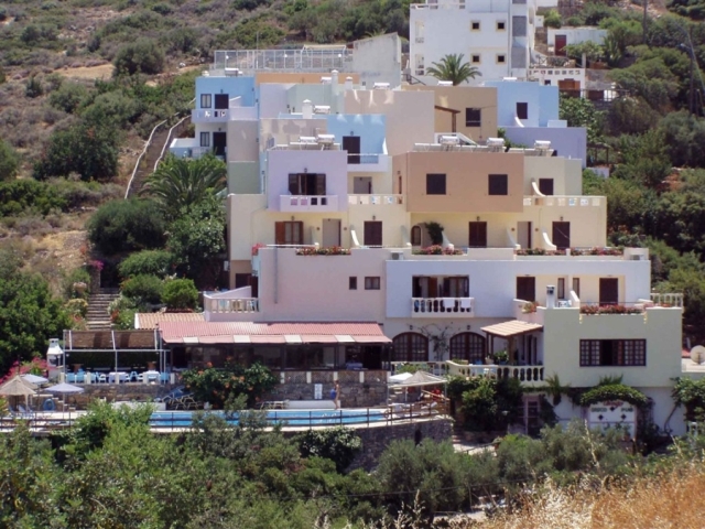 Charming hotel is for sale close to Aghios Nikolaos 