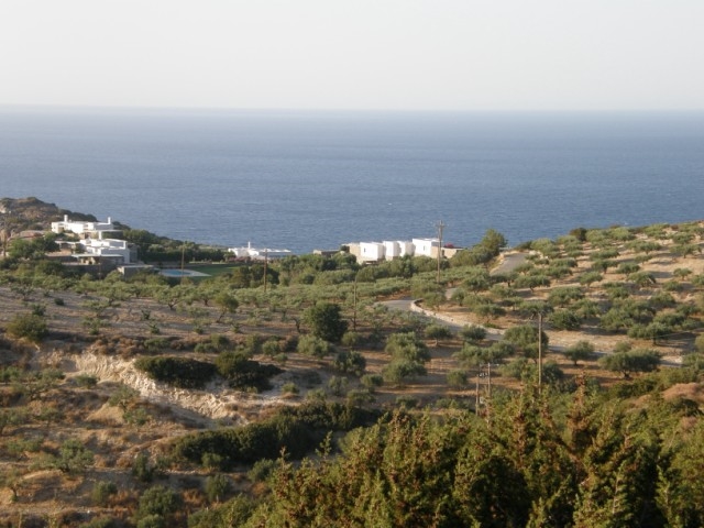 Building plot of 4.000m2 for sale in Istron, Kalo Chorio 
