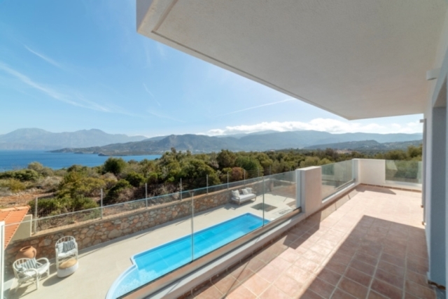 VIlla with amazing views to the sea and mountains 