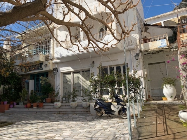 Commercial property of 40m2 in the traditional village of Kritsa 